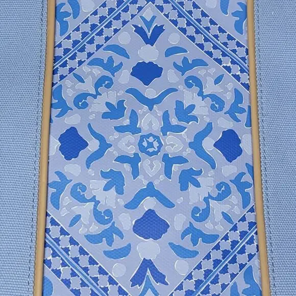 Vineyard Vines Blue and Tan Tote Bag - Picture 2 of 16